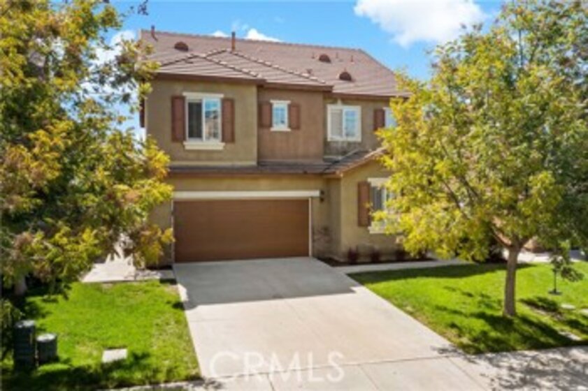 33069 Puffin Street Photo