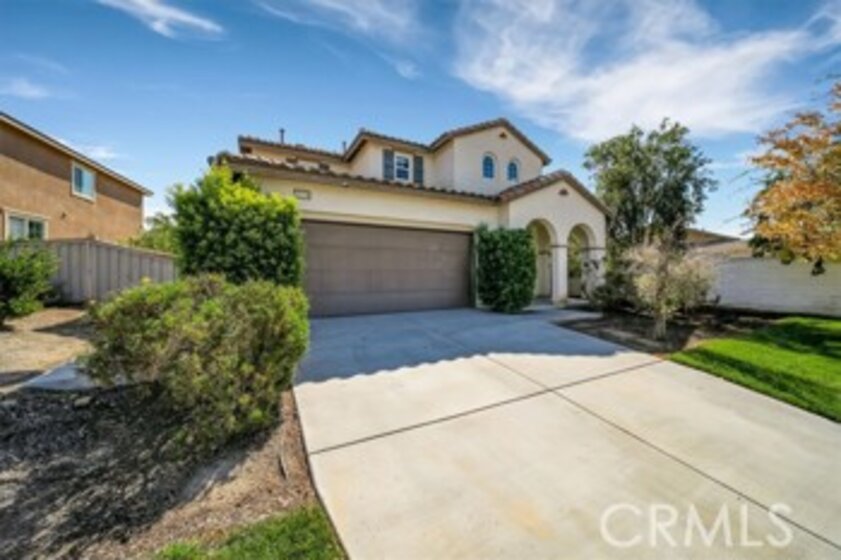 46534 Primrose Avenue Photo